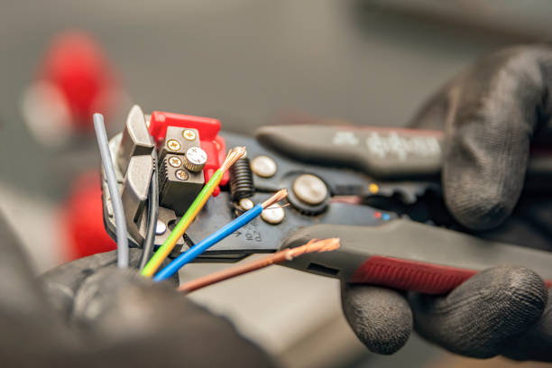 Best Emergency Electrician Near Me  in Nokomis, FL